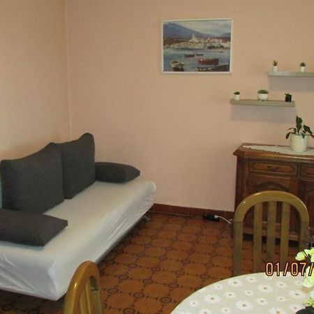 Apartment Tomy Trogir Eksteriør bilde