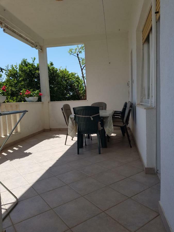 Apartment Tomy Trogir Eksteriør bilde