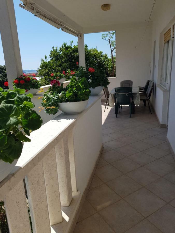 Apartment Tomy Trogir Eksteriør bilde
