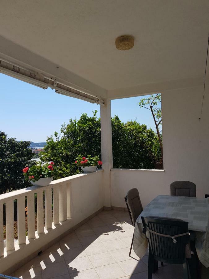 Apartment Tomy Trogir Eksteriør bilde